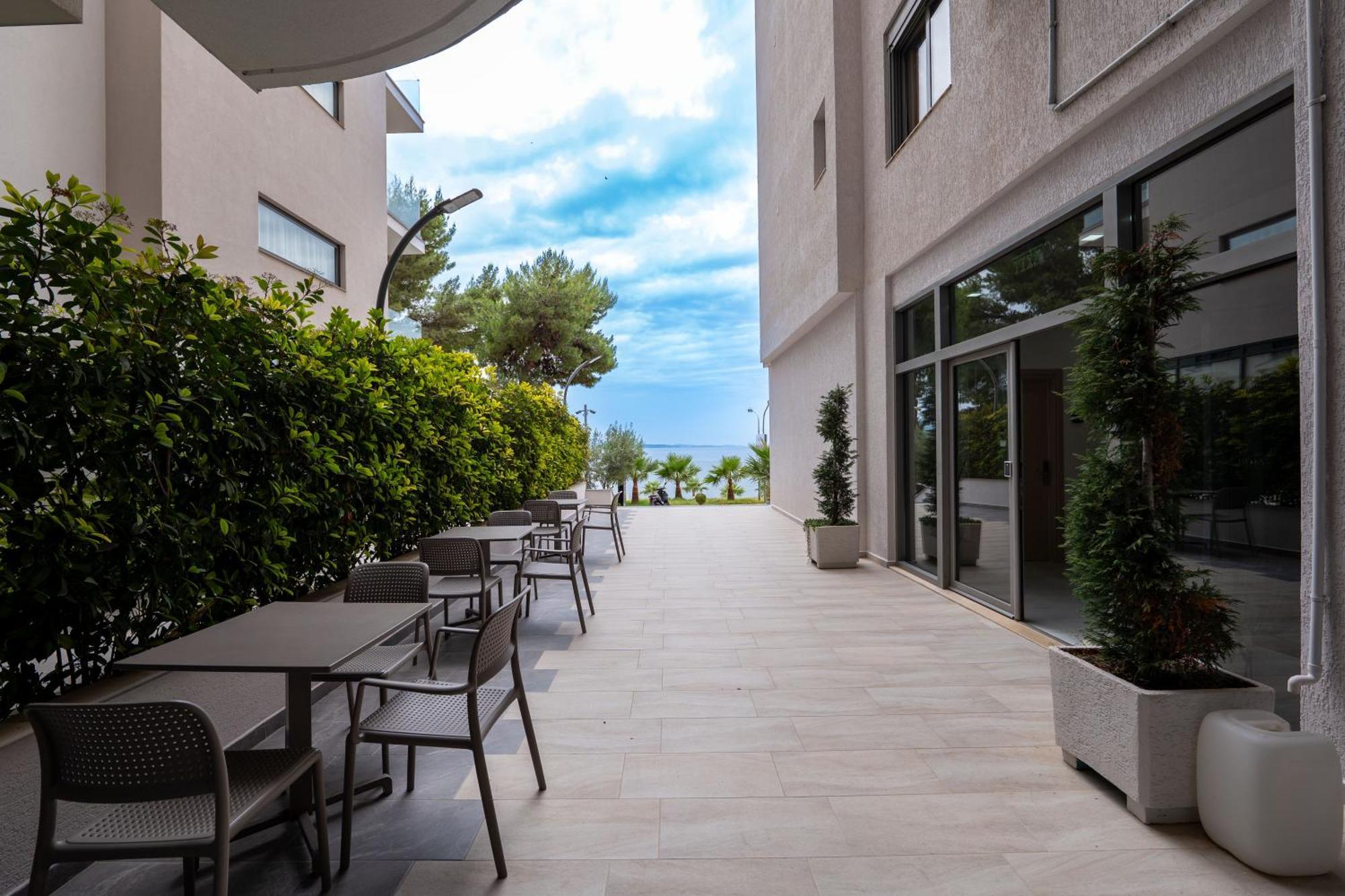 Franklin Rooms Sarandë Exterior foto